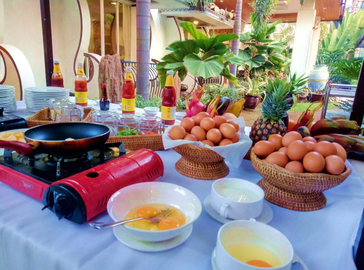 מנדלאי Yadanarpon Dynasty Hotel מראה חיצוני תמונה